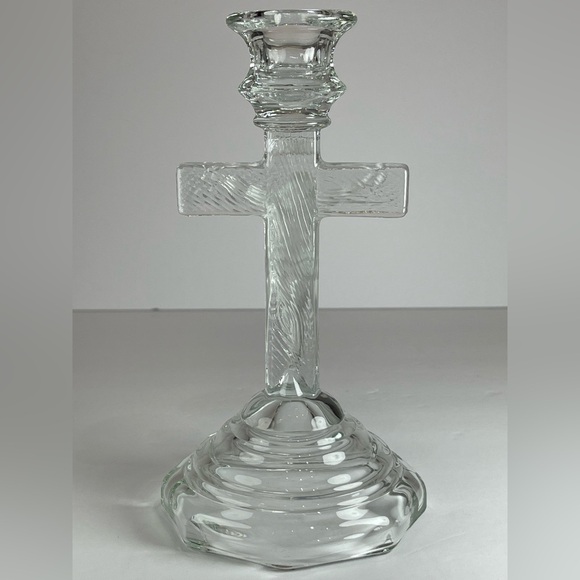 Vintage Home Interiors Glass crucifix taper candle holder - Picture 3 of 9